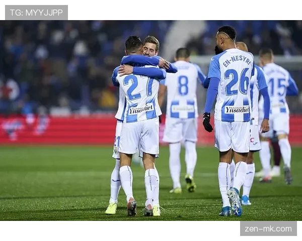 萨内无球跑动激活进攻，状态回暖成球队关键亮点