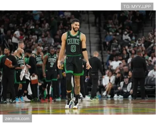 塔图姆突破制造罚球数领先队友 提升关键时刻得分效率